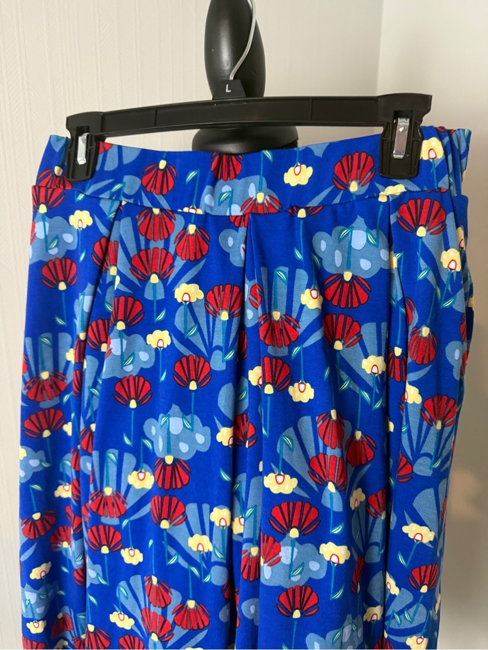 LuLaRoe Blue Floral Skirt size Large - Picture 2 of 4